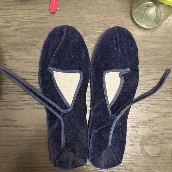 Source Unknown Navy Blue Flats chinese cultural - Picture 2 of 3